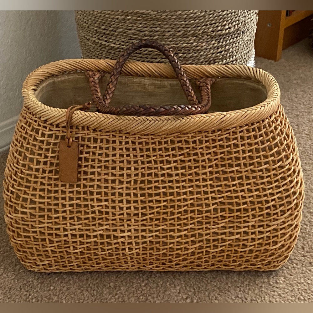 Ralph Lauren Straw Purse.